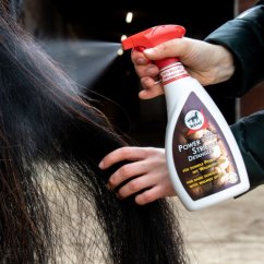 Leovet Power Striegel lesk pro tmavé koně 550ml